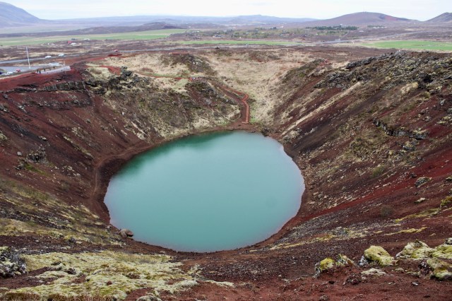 4B501B42-40A4-4B24-A0FB-6ECE5CB8232A