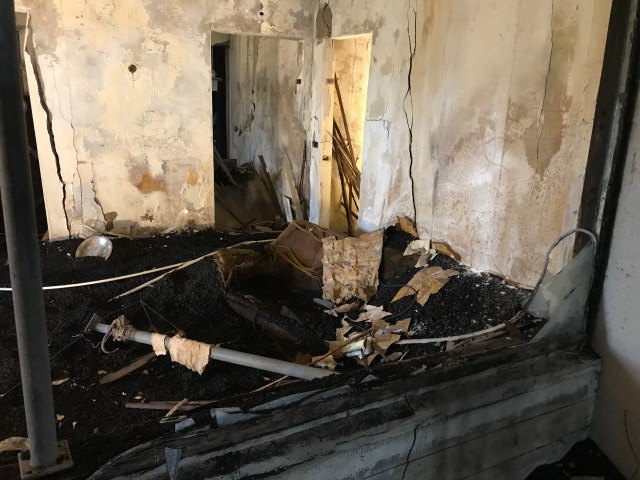 83F9926F-B30D-40F2-996D-0629E11E4E6D