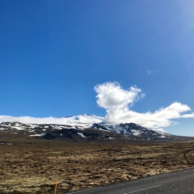 85417147-3019-4321-8014-F8AE75390DD2