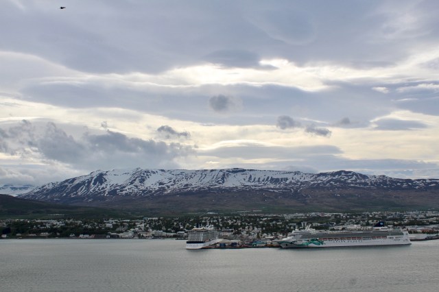 A8926966-5CEA-40E8-9ED6-0EA0D349CDAF